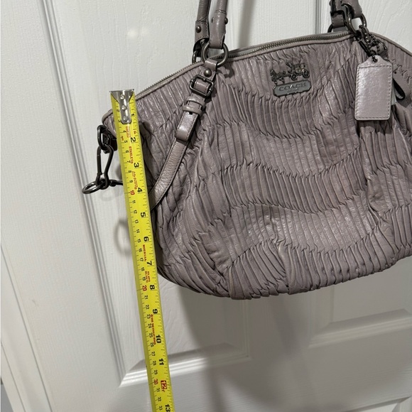 Vintage Coach Gray Handbag - Picture 4 of 9